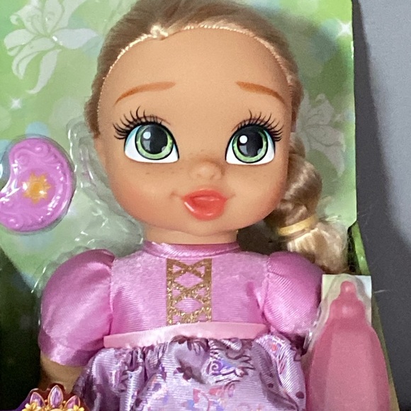 DISNEY RAPUNZEL BABY DOLL BRAND NEW IN BOX - Picture 4 of 5